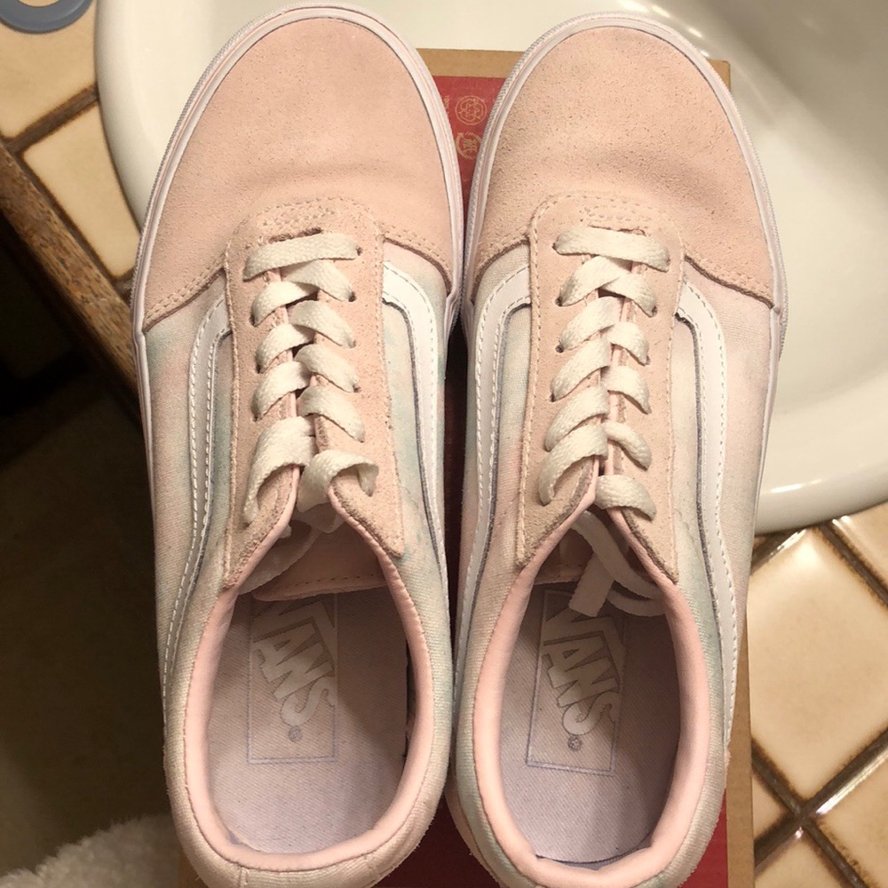 Platform vans